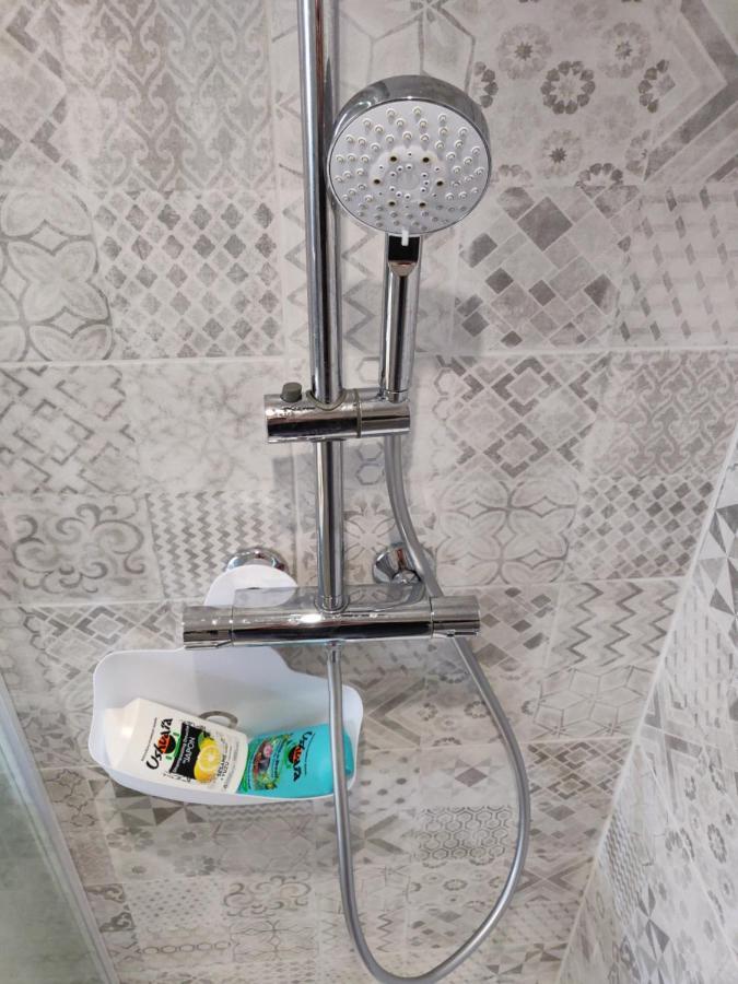 Apartamento Scandinave - Proche Gare&centre-ville - Stationnement - Cour Intérieure Table&chaises *