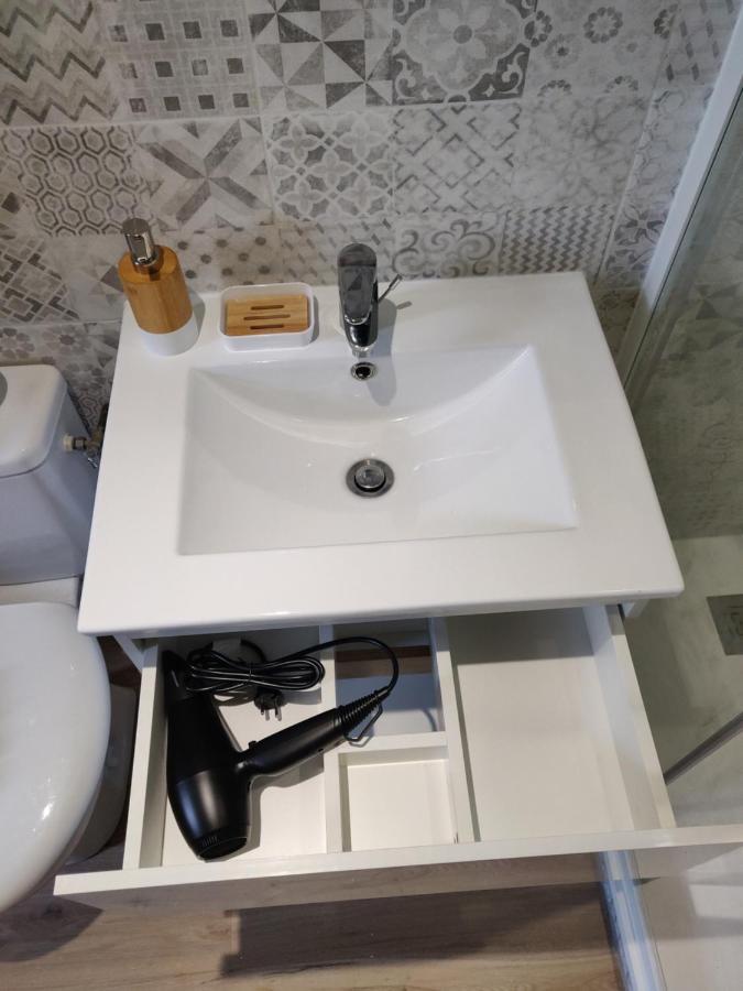 Apartamento Scandinave - Proche Gare&centre-ville - Stationnement - Cour Intérieure Table&chaises